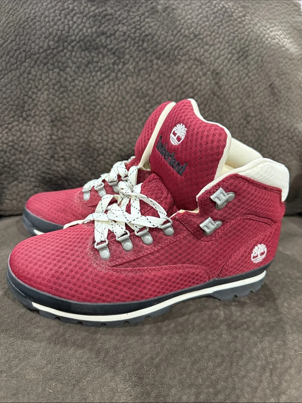 Timberland Mens Burgundy Mesh Hiking Boots with Cream Laces - Picture 4 of 6